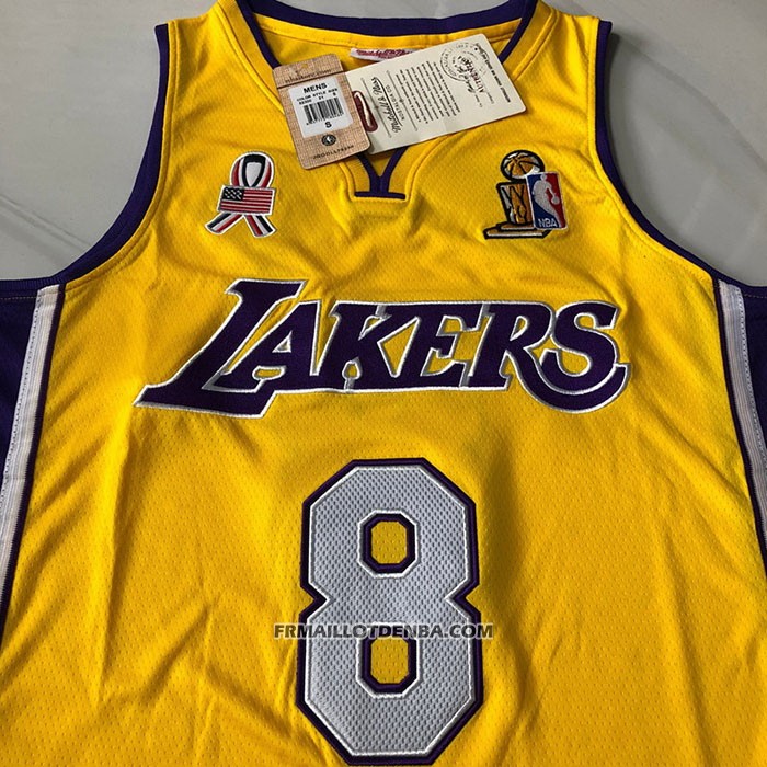 Maillot Los Angeles Lakers Kobe Bryant NO 8 Mitchell & Ness 2001-02 Jaune